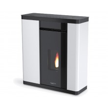 Пеллетный камин Laminox Emma Air Black Line 7 с воздушным отоплением