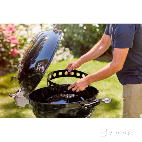 Угольный гриль Weber Master-Touch GBS Premium E-5770 57 см Угольный гриль Weber Master-Touch GBS Premium E-5770 57 см
